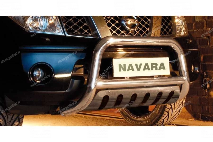 STEELER PRIEKŠĒJAIS A FORMAS AIZSARGSTIENIS AR ŠĶĒRSSTIENI UN AIZSARGPLĀKSNI NISSAN Navara
