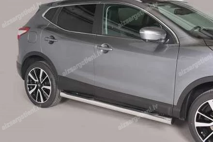 MISUTONIDA ROUND SIDE BARS WITH PLASTIC FOOTSTEPS NISSAN Qashqai