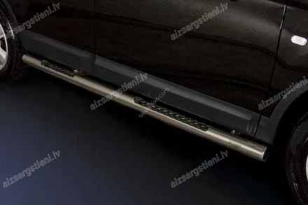 STEELER ROUND SIDE BARS WITH INTEGRATED FOOTSTEPS NISSAN Qashqai