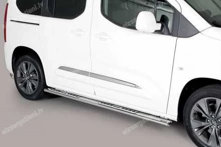 MISUTONIDA OVAL SIDE BARS WITH INTEGRATED PLASTIC FOOTSTEPS TOYOTA Proace City / City Verso