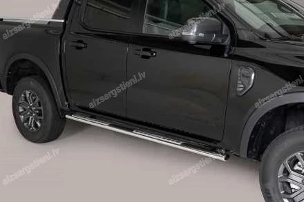 MISUTONIDA OVAL SIDE BARS WITH INTEGRATED PLASTIC FOOTSTEPS FORD Ranger